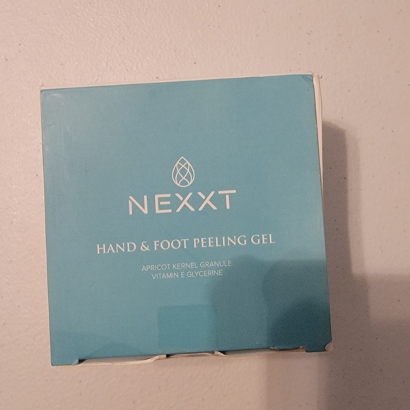 Nexxt Other - NEXXT Hand & Foot Peeling Gel